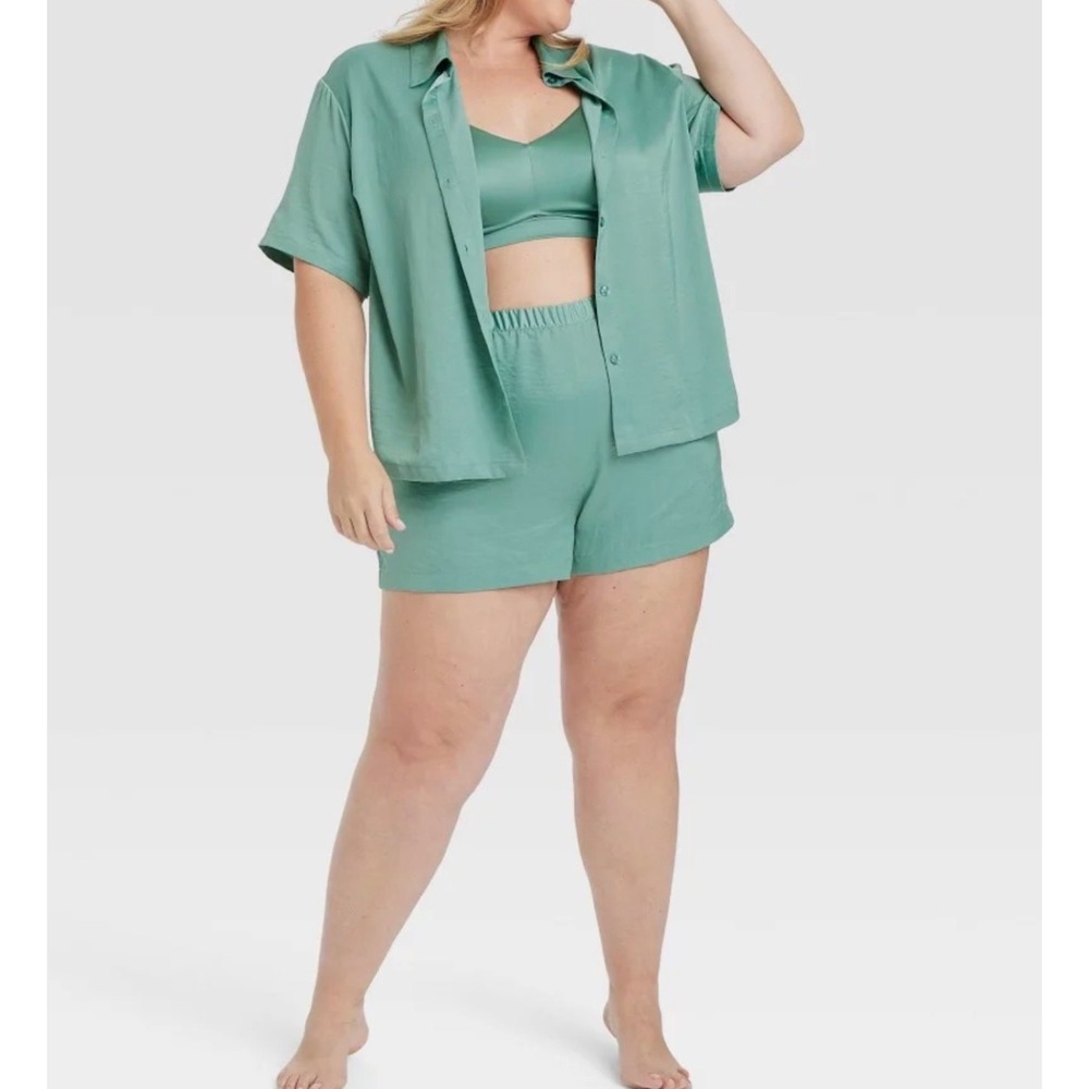 Auden Sage Green 2 Piece Shirt and Shorts Set 1X‎ New - Picture 3 of 4